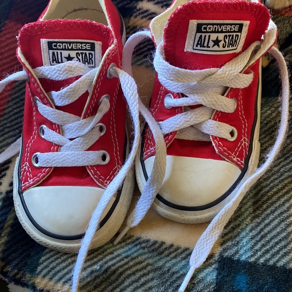 Toddler Converse Chuck Taylor All Stars size 7 - Picture 5 of 8